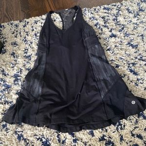 This is a Lululemon short dress. It is a size 6.